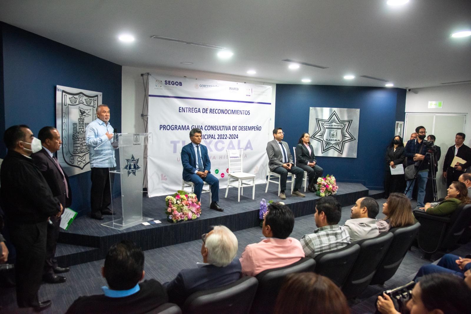 Reconoció INAFED a 28 municipios por participar en programa de desempeño municipal
