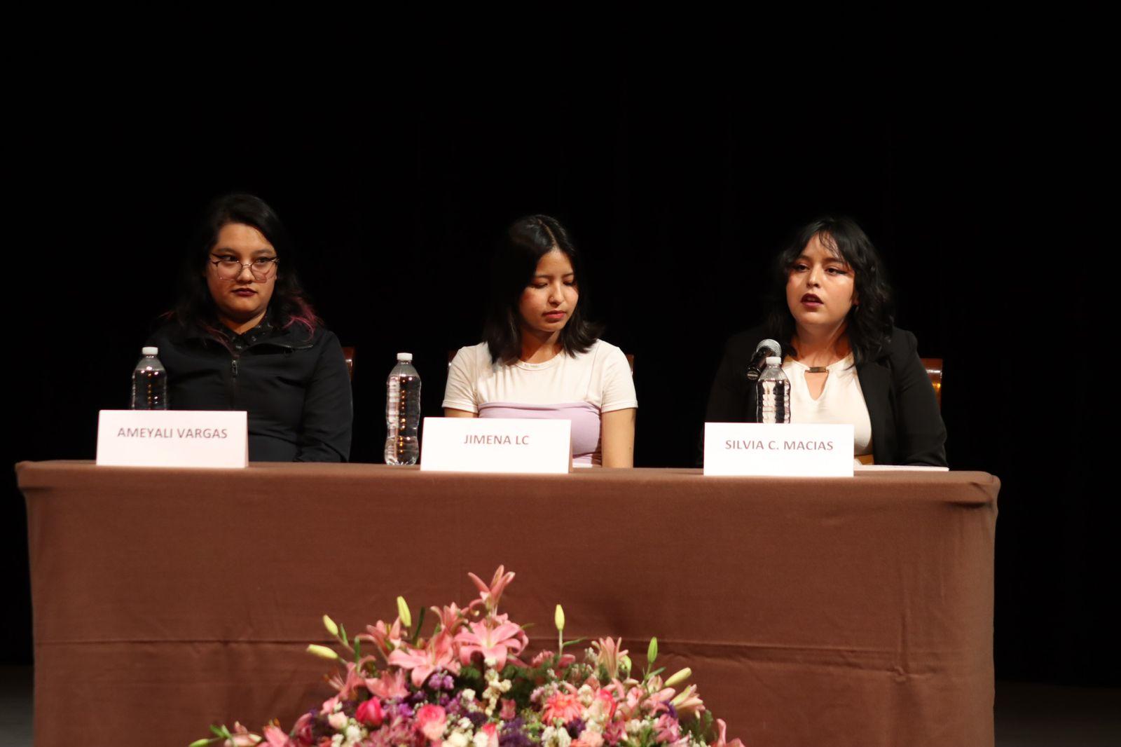 Conversatorio Mujeres y Arte en Tlaxcala 