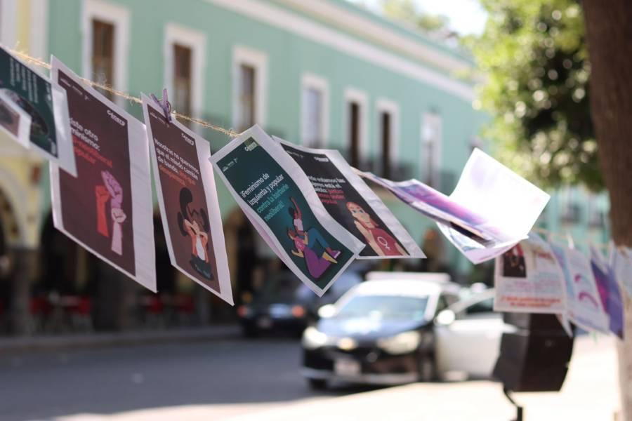 Militantes de MORENA realizan campaña informativa sobre los derechos de las mujeres 