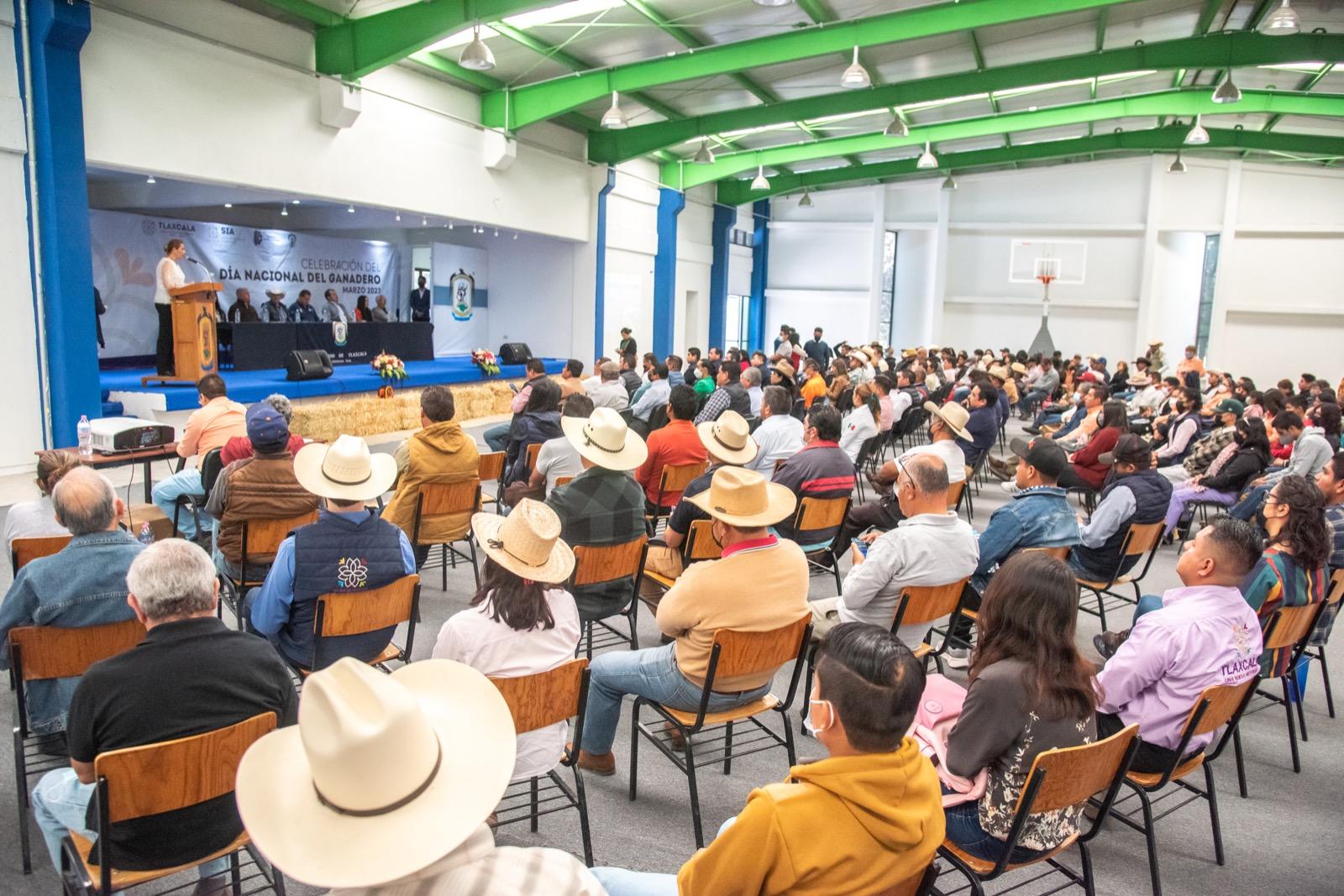 Gobierno del estado trabaja con ganaderos para que la entidad sea más productiva: SIA