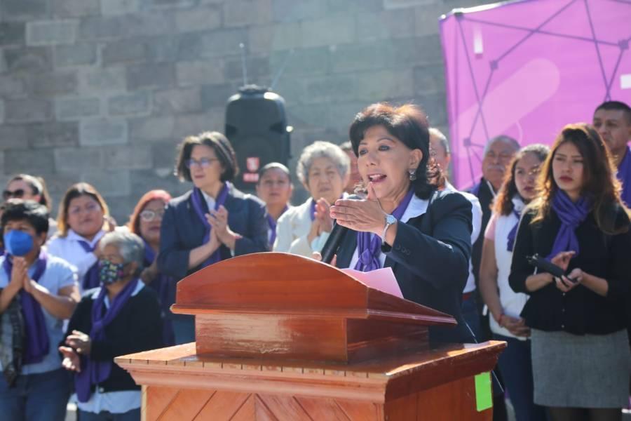 Se manifiestan mujeres priístas en este 8 de marzo
