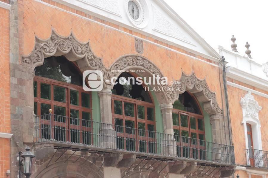Así luce el Palacio de Gobierno de Tlaxcala un día después del 8M 