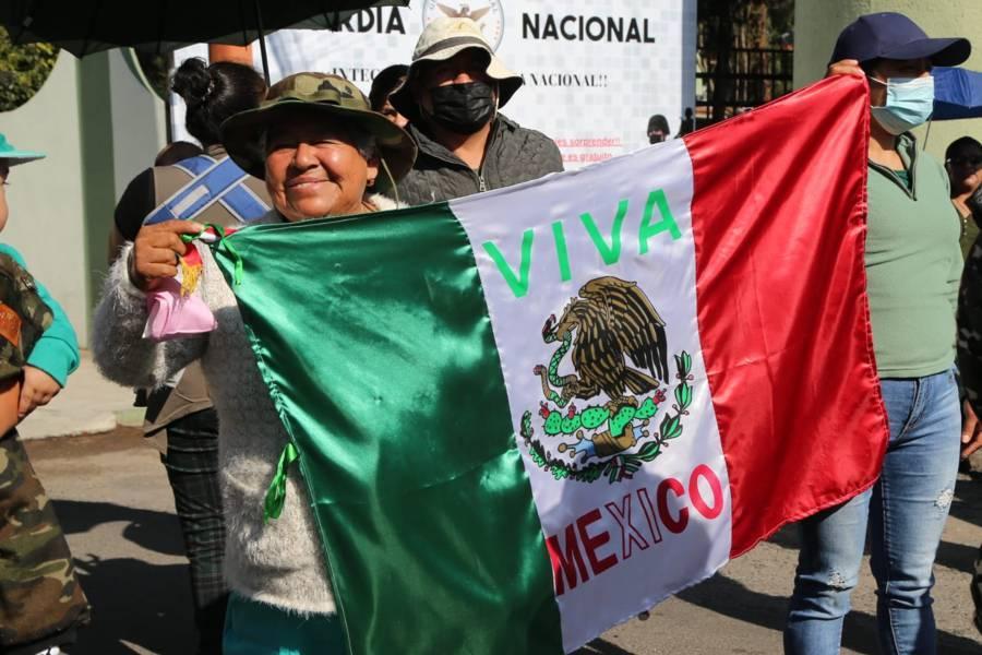 Con manifestación apoyan a las fuerzas armadas 