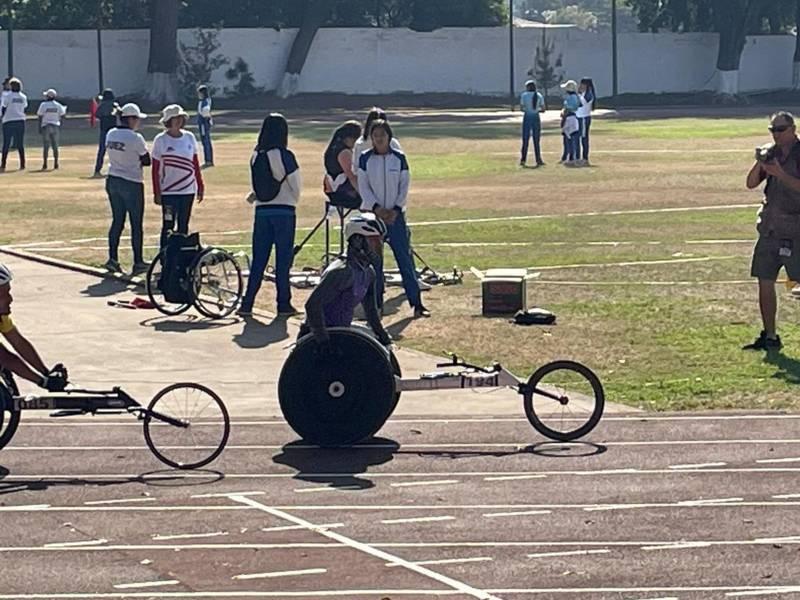Destacan deportistas tlaxcaltecas en los juegos nacionales deportivos de silla de ruedas y amputados 