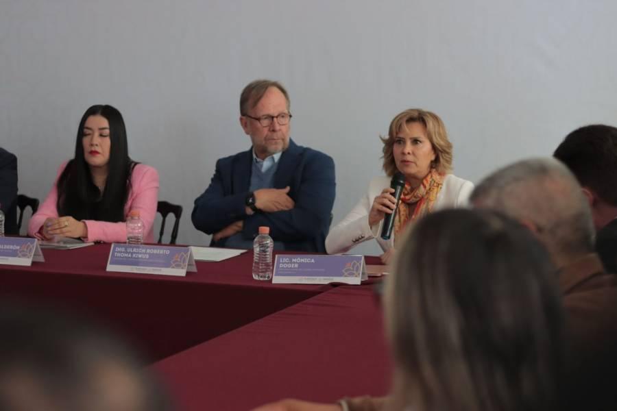 Firman convenio de colaboración entre el CLAUZ y la SEDECO