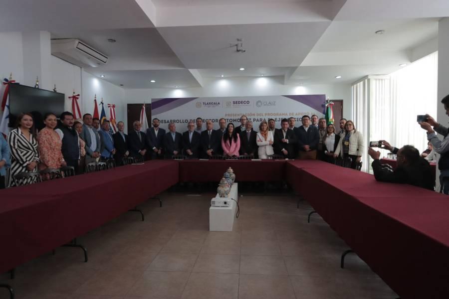 Firman convenio de colaboración entre el CLAUZ y la SEDECO