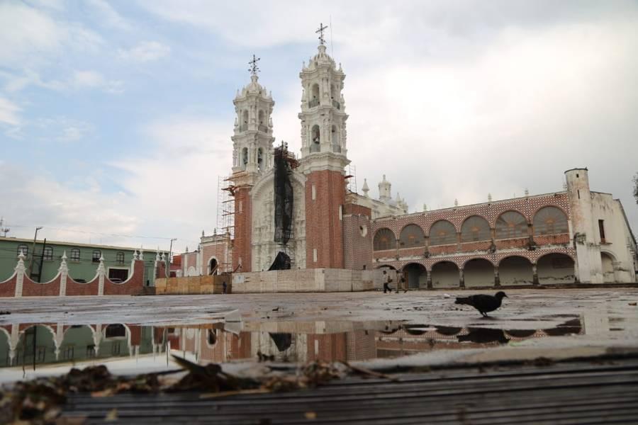 Fuerte lluvia sorprende a los capitalinos este martes