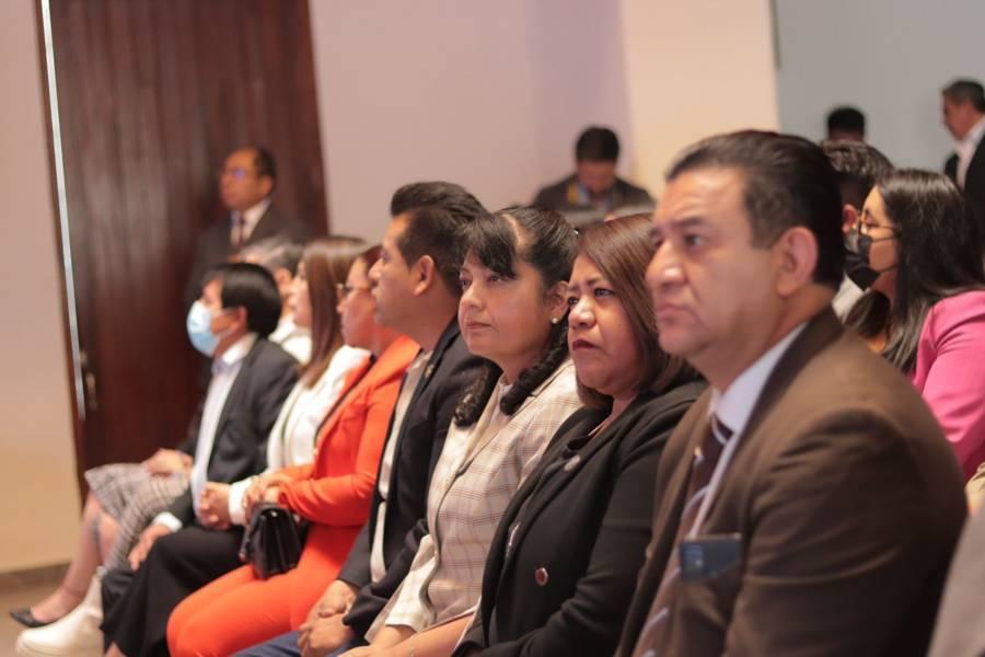 Celebra TET séptimo aniversario 