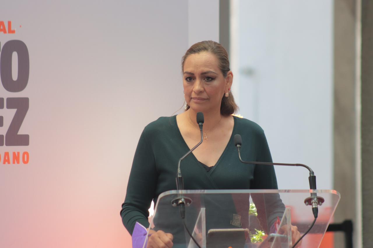 Entregan premio estatal "Benito Juárez", al mérito ciudadano 