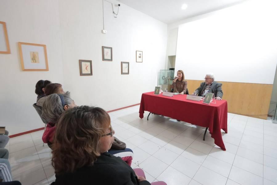 Presentan libro “La mujer que quiso hacer todo al revés”