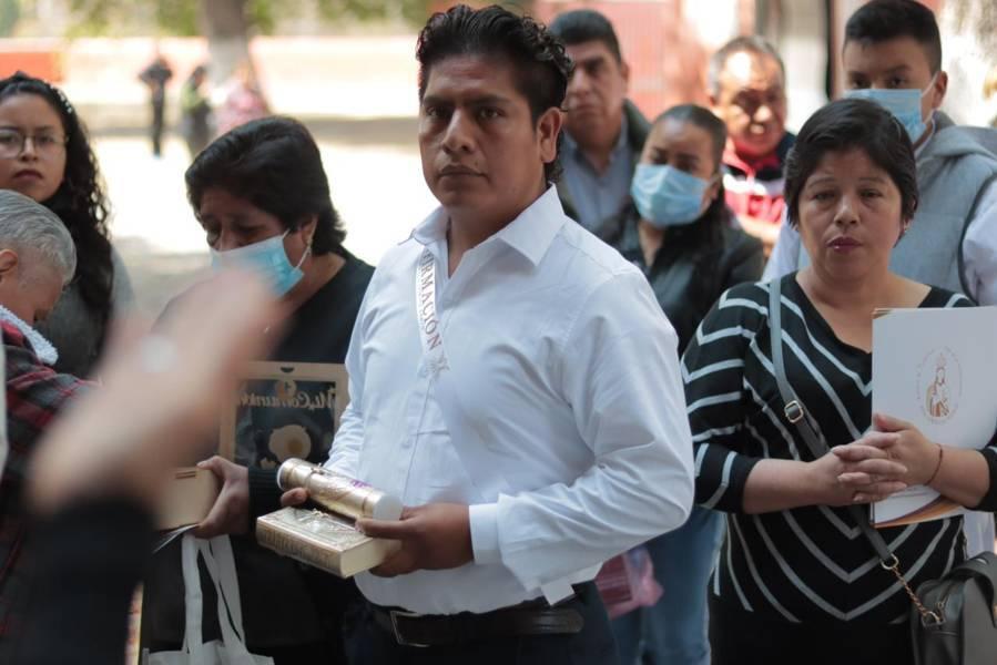 Realizan primeras comuniones comunitarias en la capital 