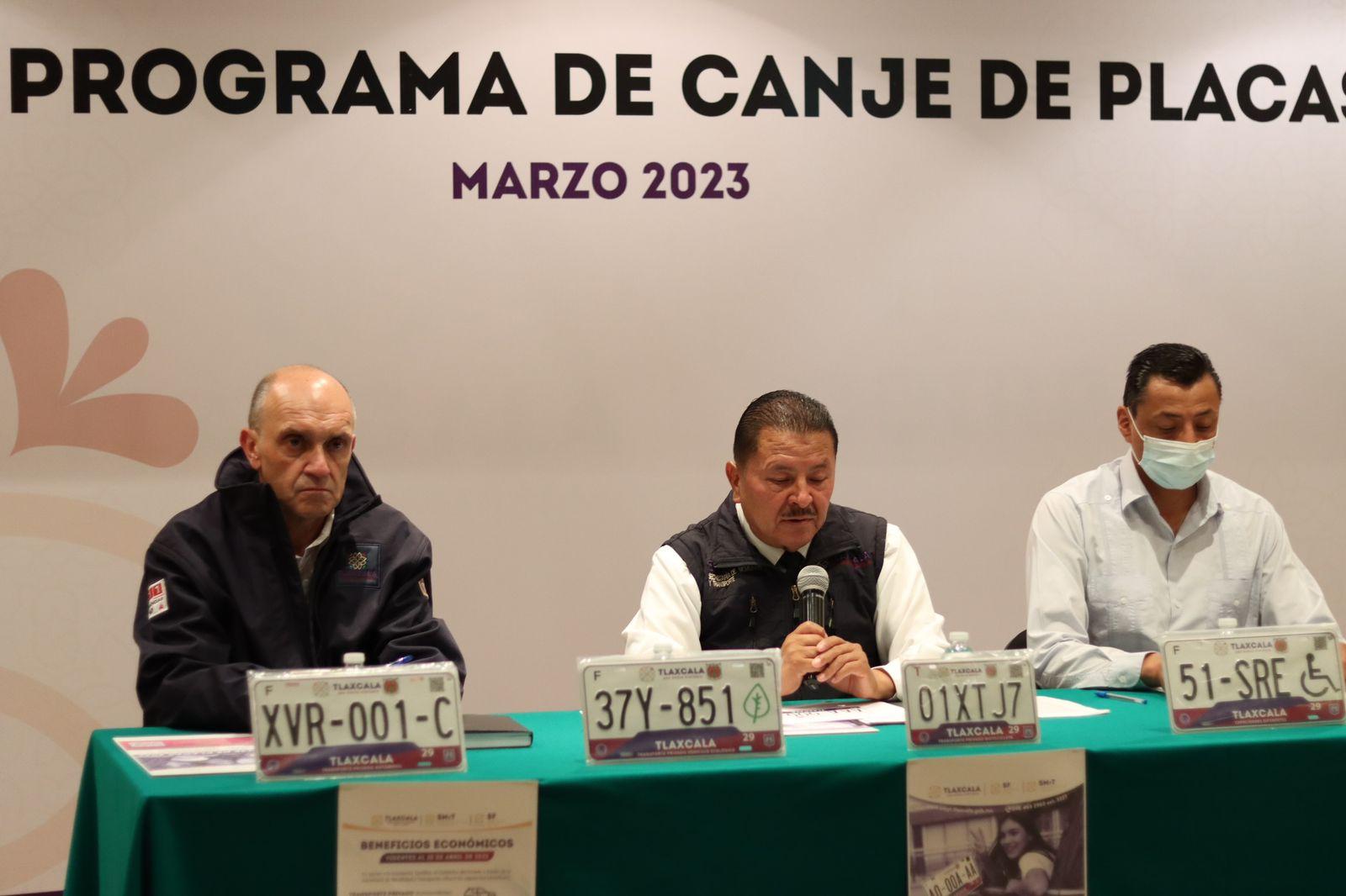 Anuncia Gobierno del Estado reemplacamiento en Tlaxcala 