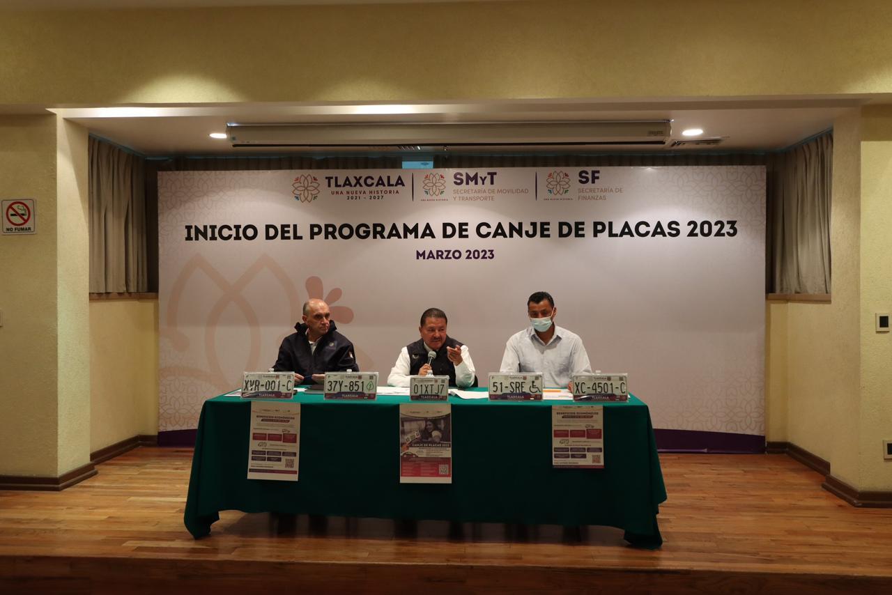 Anuncia Gobierno del Estado reemplacamiento en Tlaxcala 