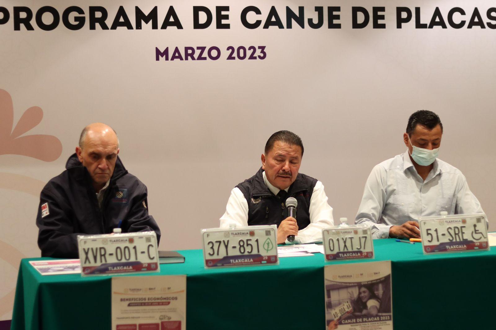Anuncia Gobierno del Estado reemplacamiento en Tlaxcala 