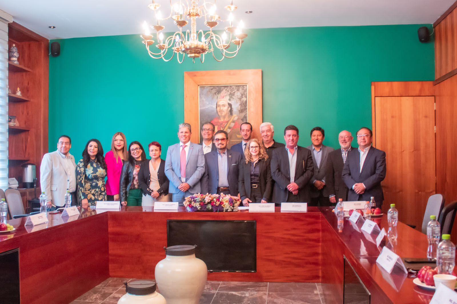 Encabeza Pepe Temoltzin encuentro de diputados con mesa directiva de CANACINTRA