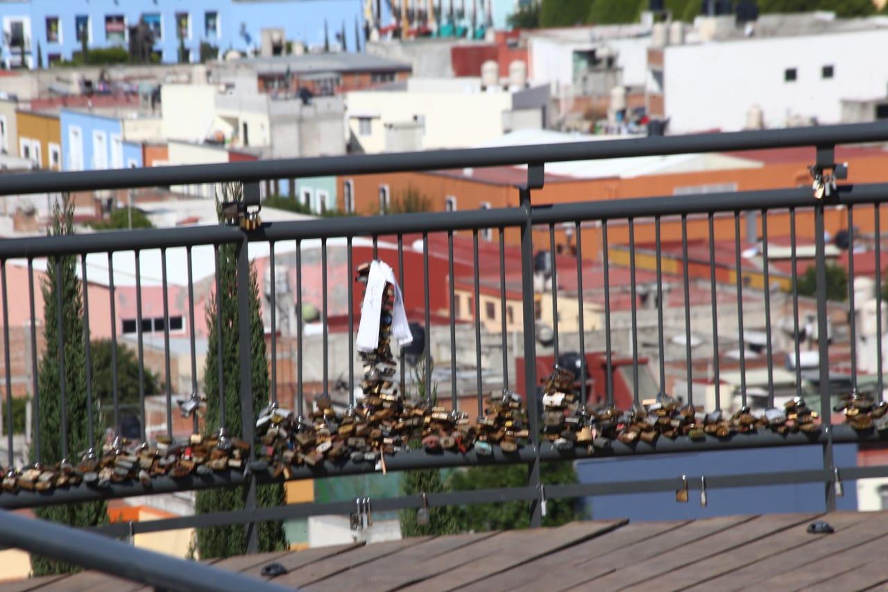 Un viernes sin mirador las escalinatas de los héroes