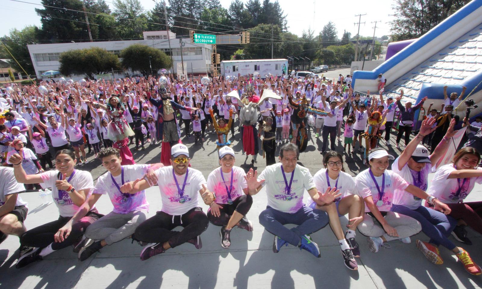 Todo un éxito la primera carrera de la familia del sistema estatal DIF