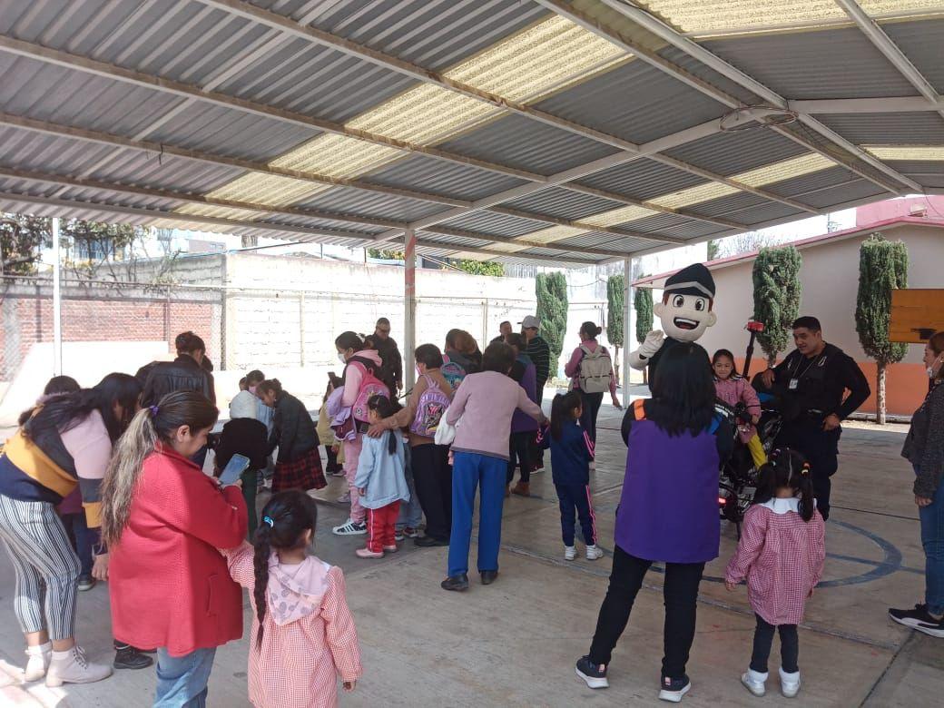 Continúa Policía Municipal de Apizaco con la creación de grupos "Blindaje Seguro" y "Escuela Segura"