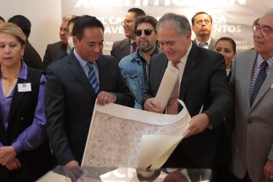 Recibe capital tlaxcalteca facsímil de las actas de cabildo del siglo XVI
