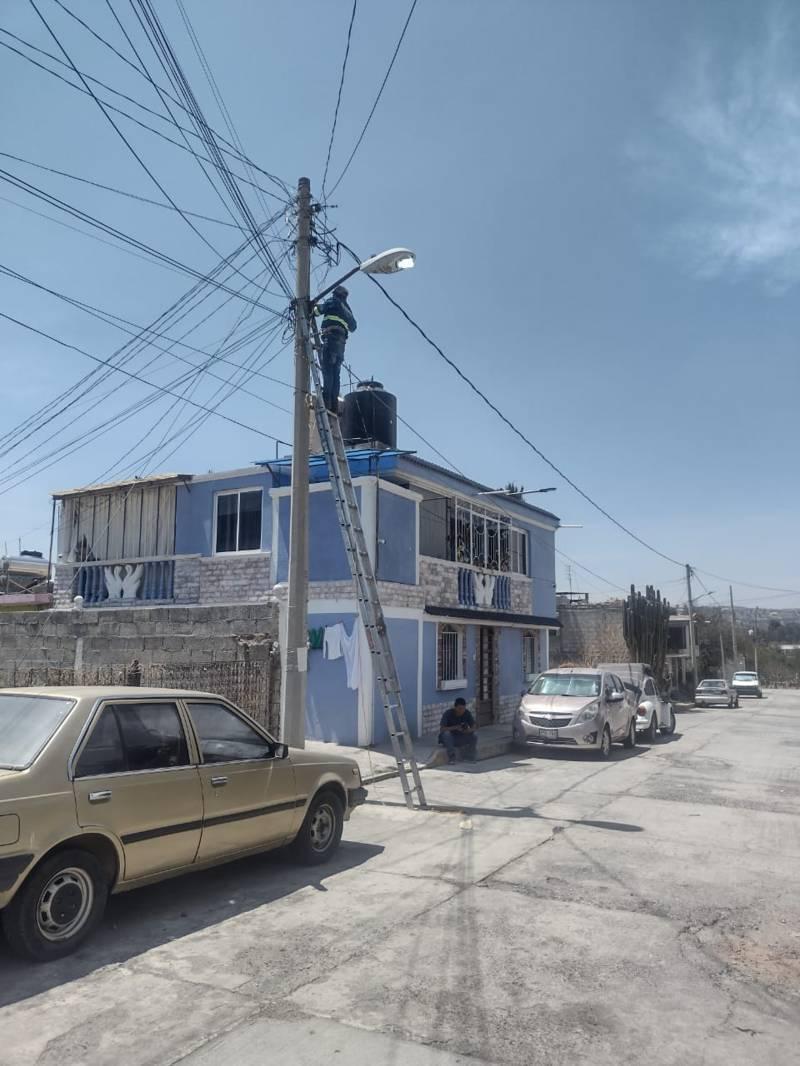 Al momento se han reparado 270 lámparas en Apetatitlan con recursos propios 