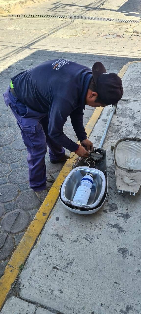 Al momento se han reparado 270 lámparas en Apetatitlan con recursos propios 