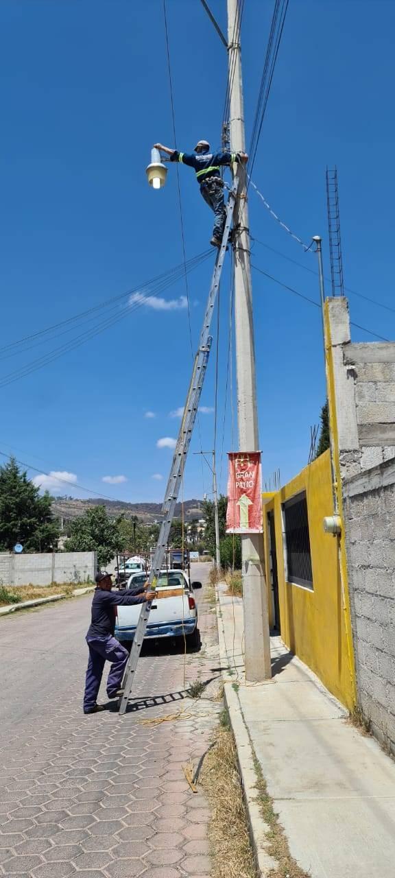 Al momento se han reparado 270 lámparas en Apetatitlan con recursos propios 
