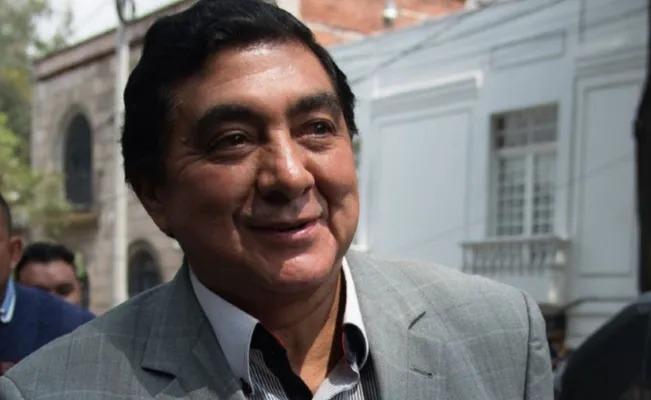 Carlos Bonavides solicita ayuda para hallar a una mujer