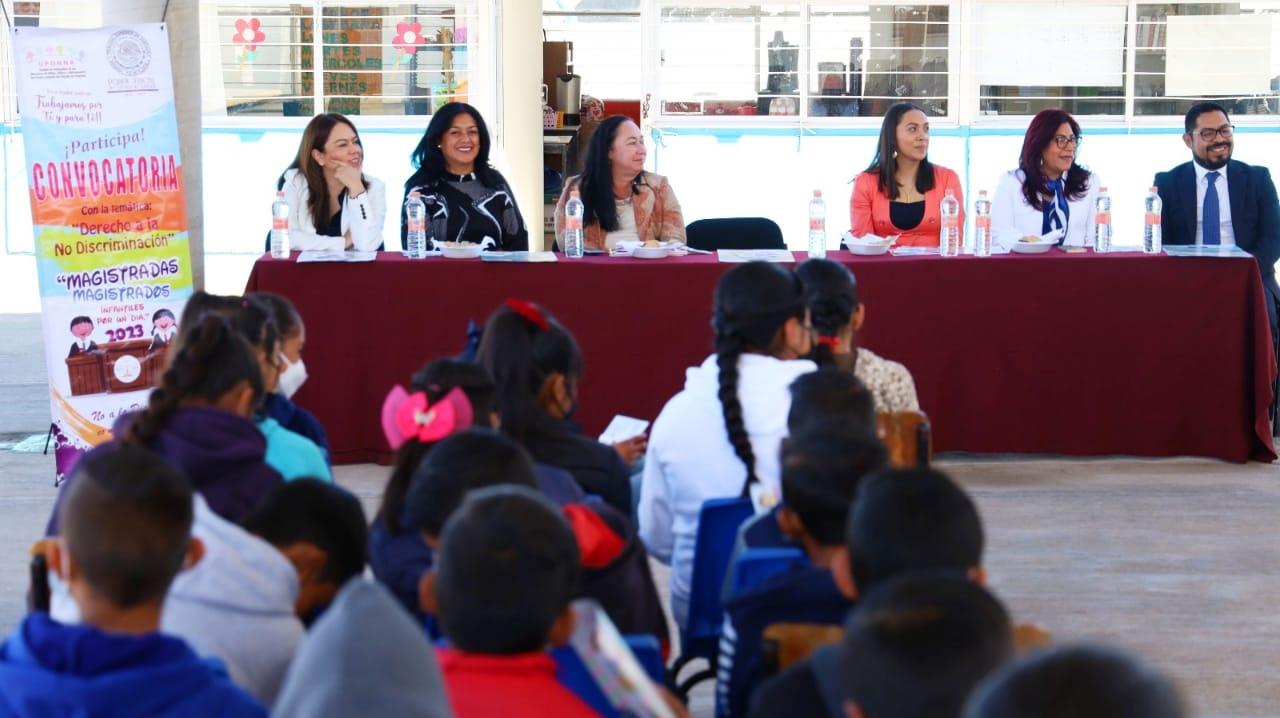 Acerca Presidenta del TSJ convocatoria “Magistradas y Magistrados Infantiles por un Día” a Terrenate y Emiliano Zapata