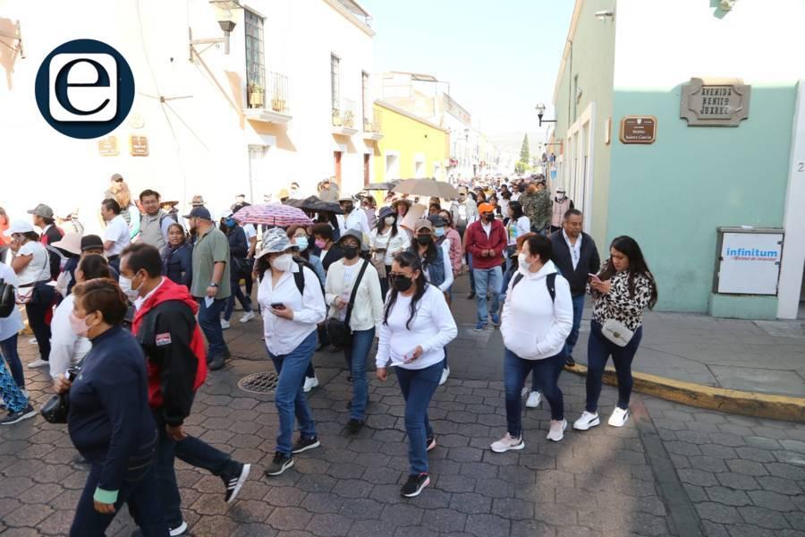 Marchan maestros de diferentes niveles educativos en la capital 