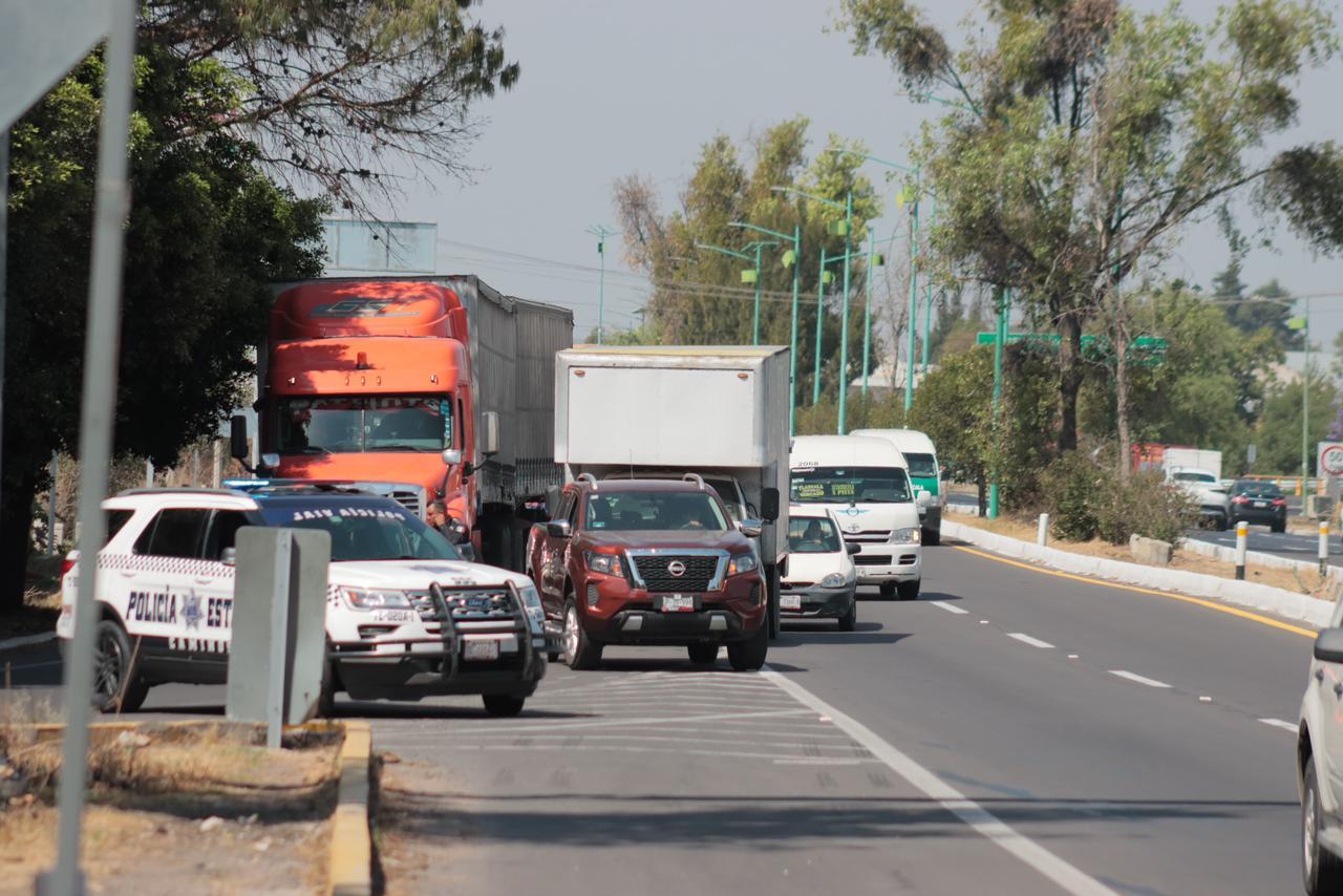 Inicia el caos vial, cierran acceso a la capital Tlaxcala 