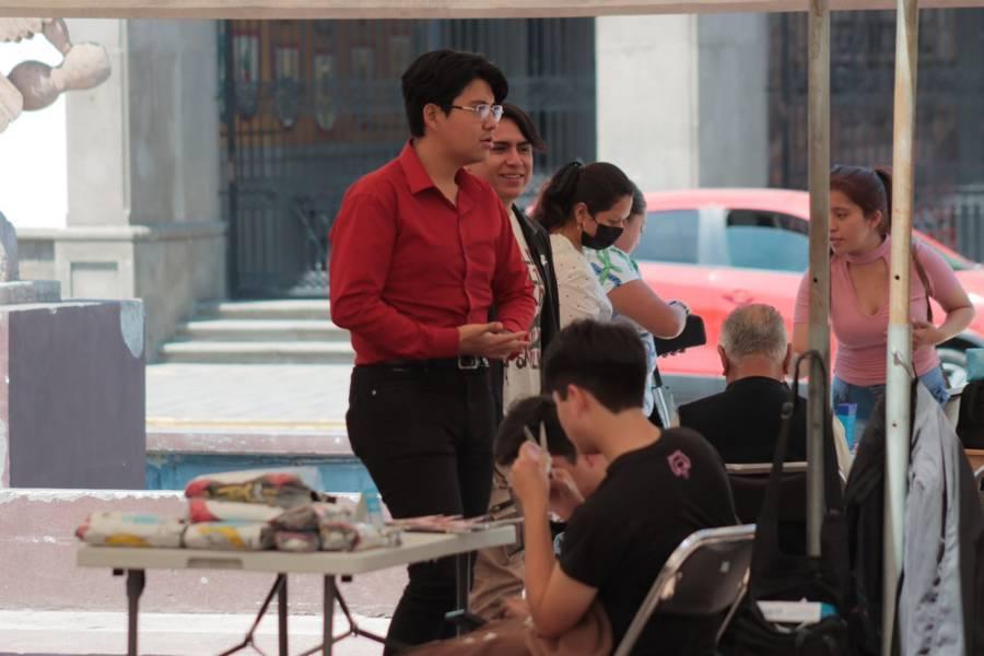 Realiza ayuntamiento capitalino "Bazar Emprende Jóven" 