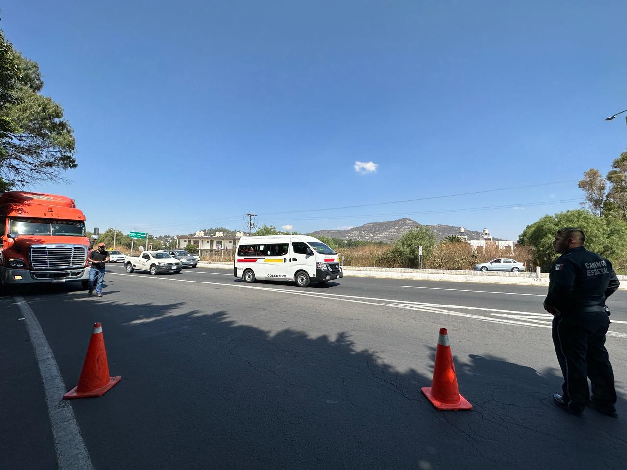 Inicia el caos vial, cierran acceso a la capital Tlaxcala 
