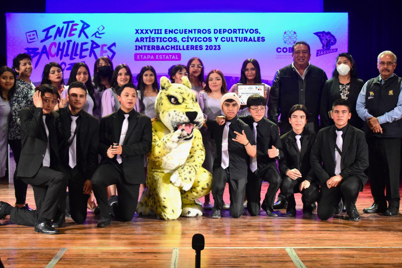 Celebra Cobat encuentros artísticos de rondallas y canto interbachilleres 2023