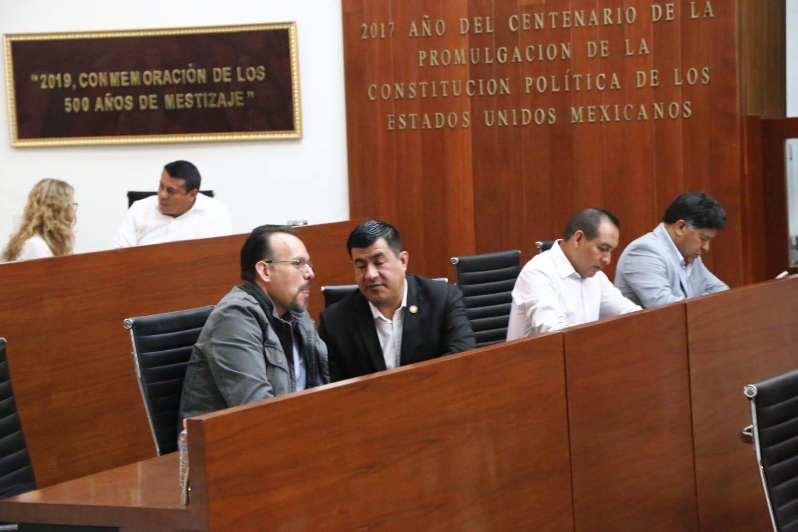 Desarrollan Sesión Extraordinaria en el Congreso