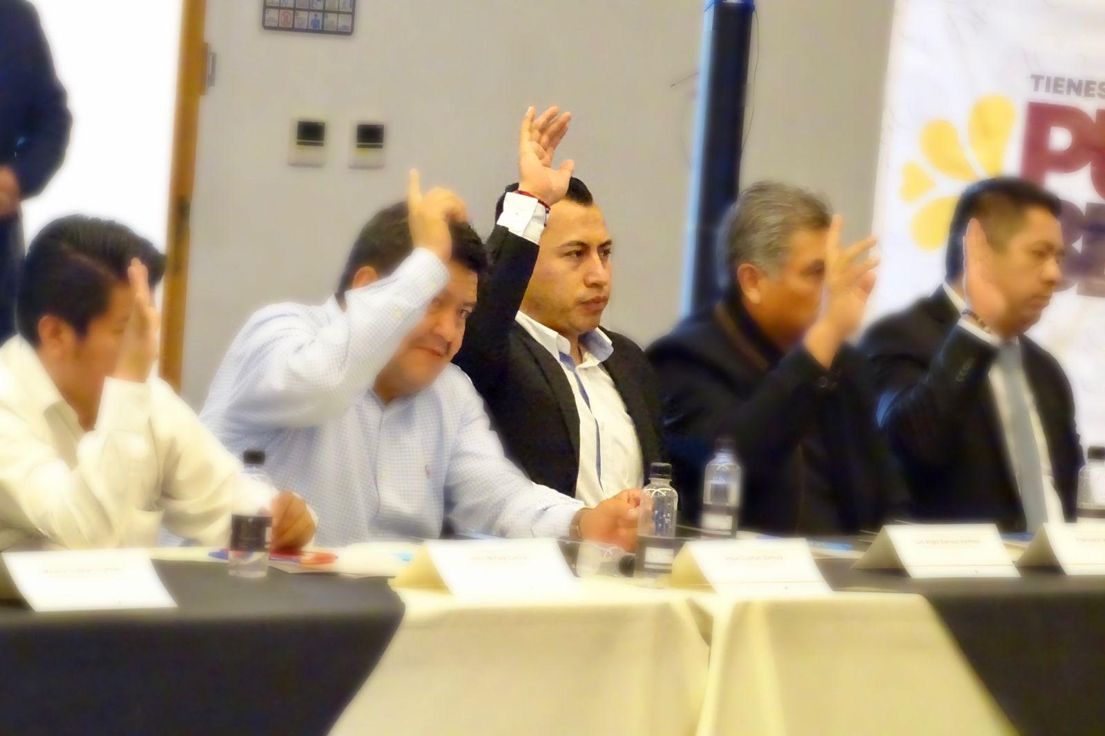 Firma Luis Ángel Barroso plan de ordenamiento metropolitano a favor del medio ambiente y la seguridad