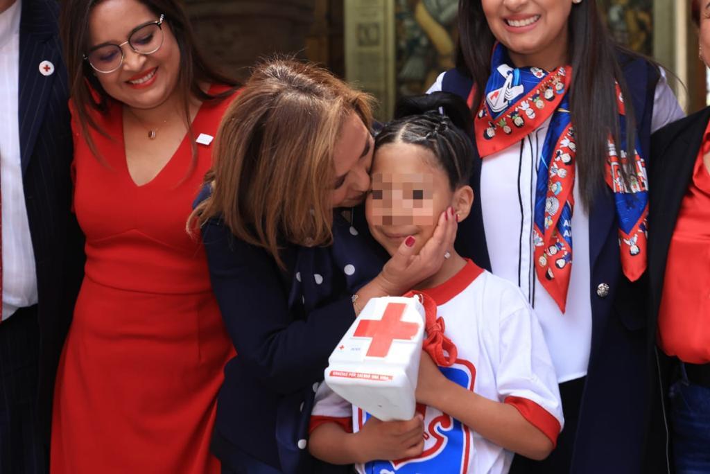 Presidió Gobernadora Lorena Cuéllar arranque de colecta anual de Cruz Roja Tlaxcala 