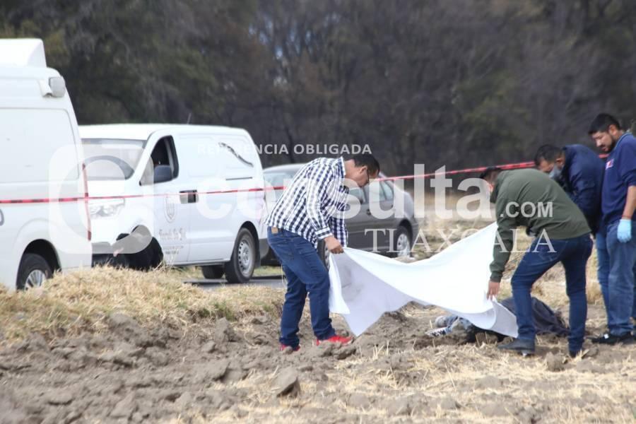 Maniatado y con huellas de violencia localizan cadáver de hombre en Tenancingo