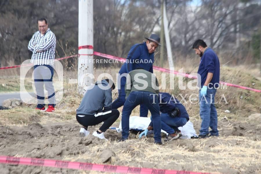 Maniatado y con huellas de violencia localizan cadáver de hombre en Tenancingo