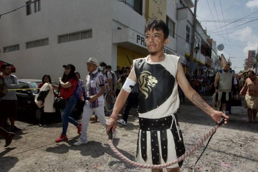 Los protagonistas del viacrusis Chiautempan 2023 
