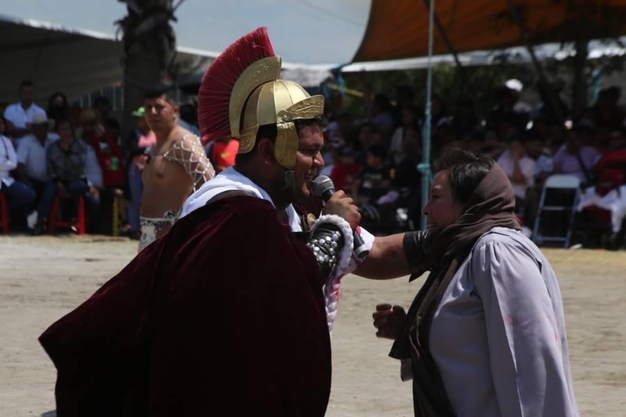 Así se vive este viernes Santo en Santa Cruz Aquiahuac 