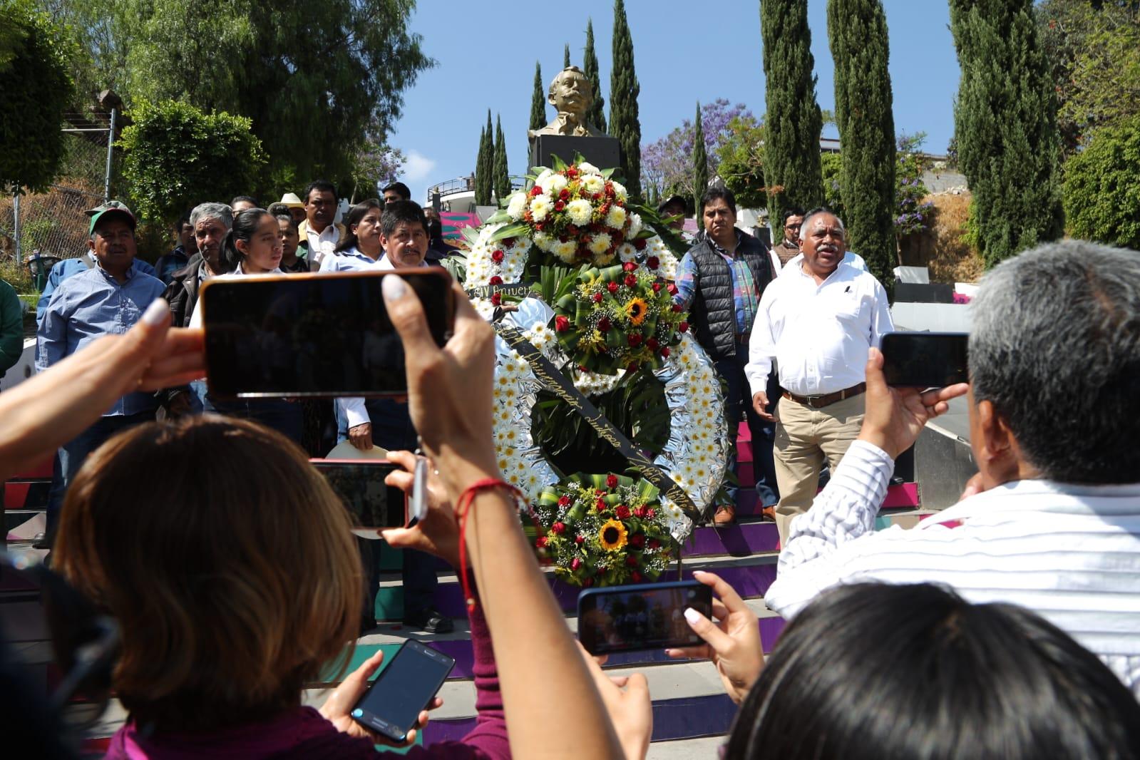 Conmemoran 104 aniversario luctuoso de Emiliano Zapata