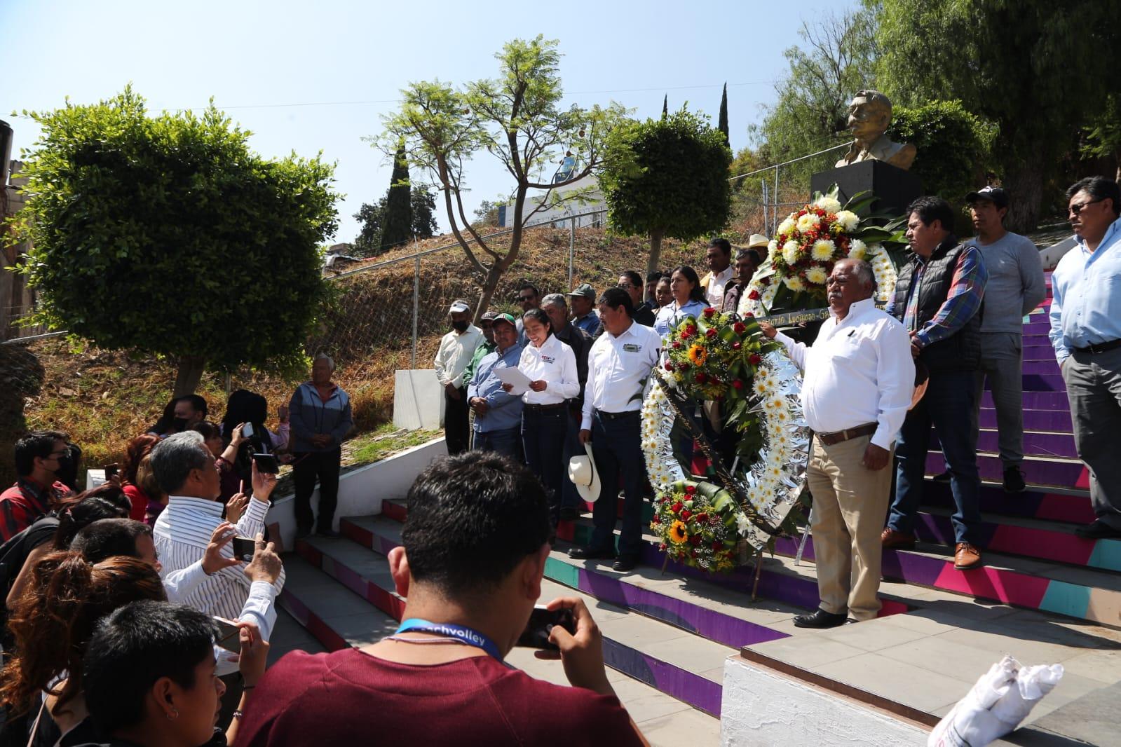 Conmemoran 104 aniversario luctuoso de Emiliano Zapata