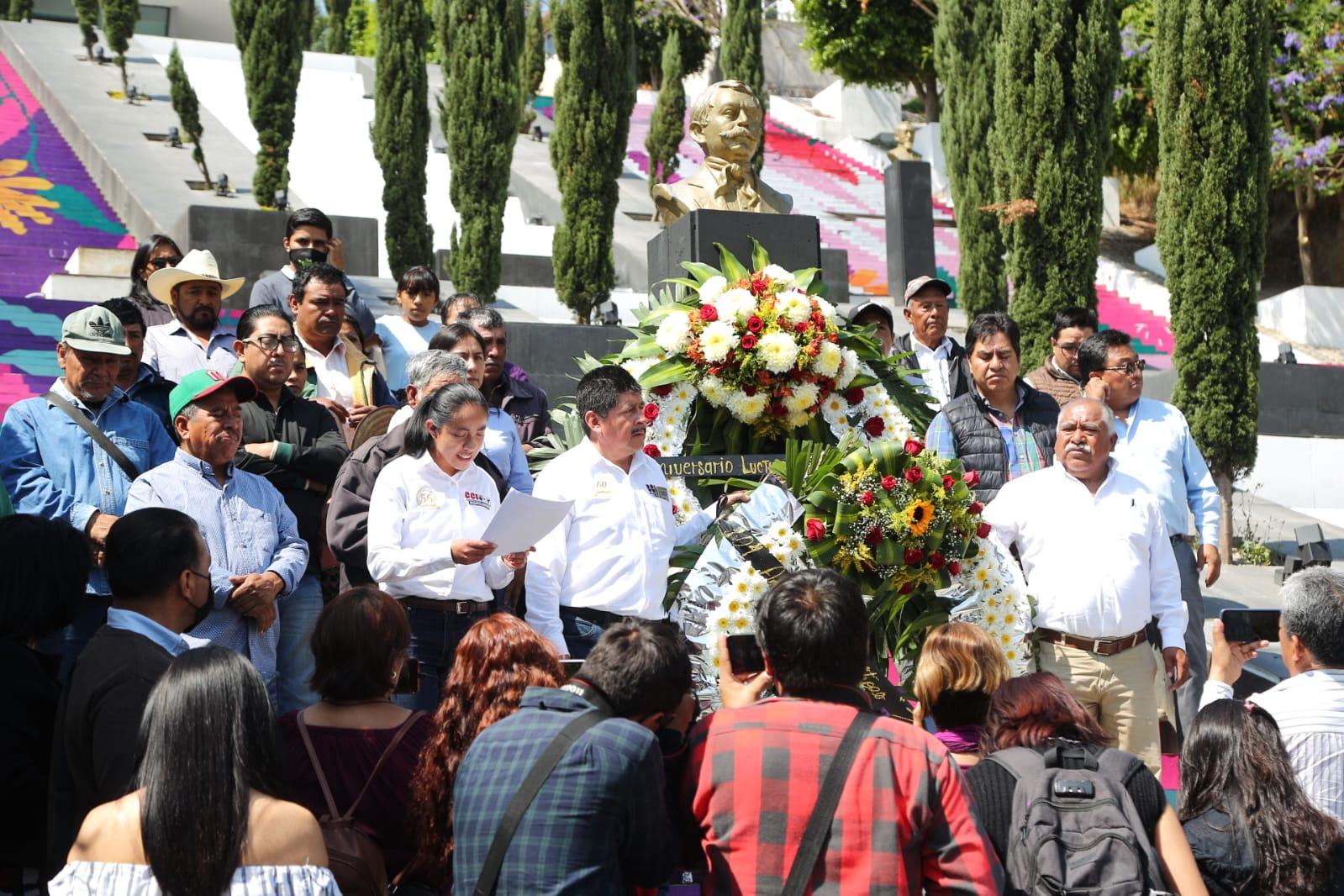 Conmemoran 104 aniversario luctuoso de Emiliano Zapata