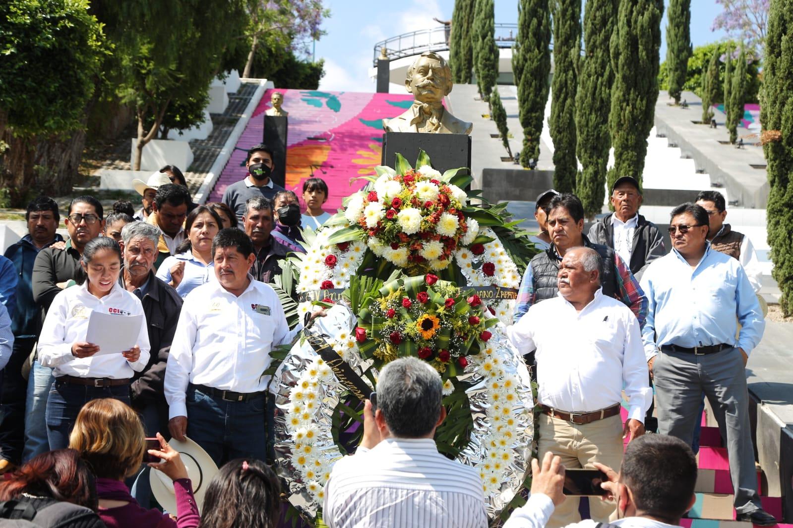 Conmemoran 104 aniversario luctuoso de Emiliano Zapata