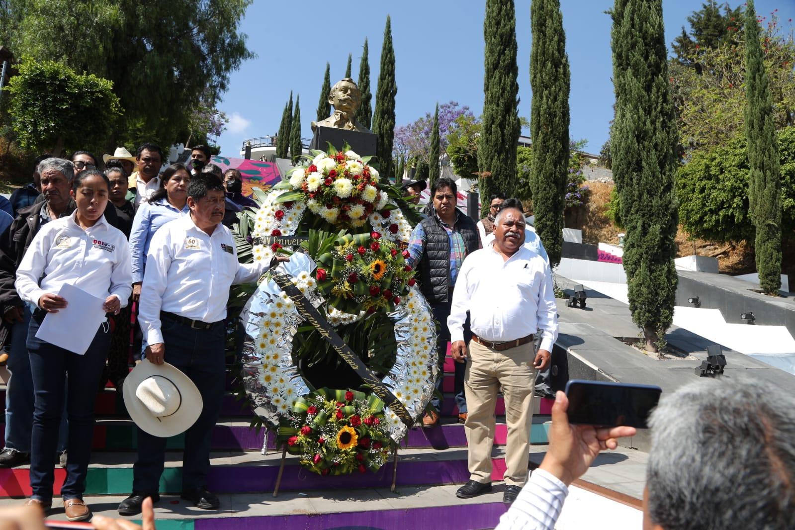 Conmemoran 104 aniversario luctuoso de Emiliano Zapata