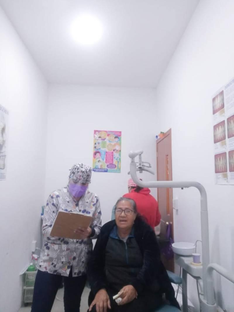 Gobierno de Apetatitlán otorga servicios médicos odontológicos 