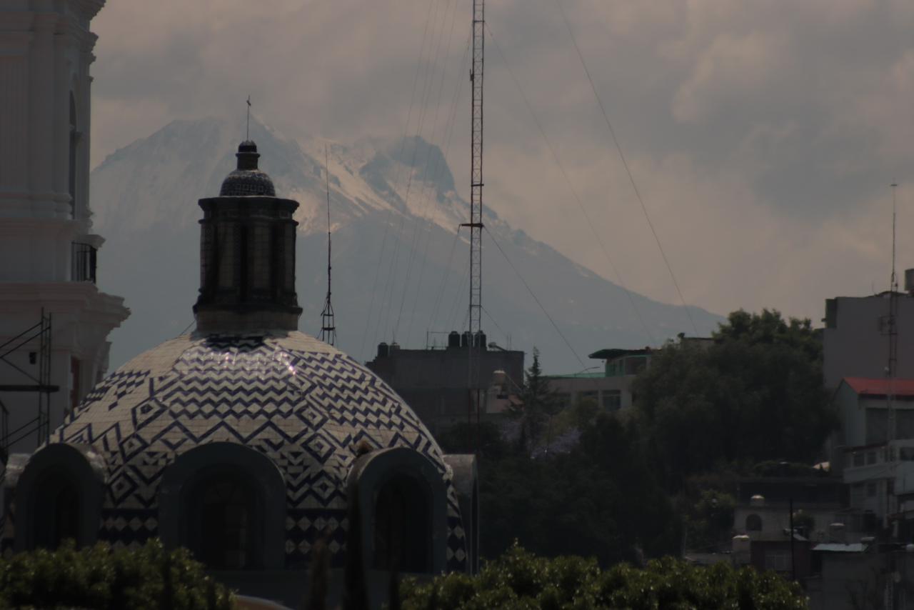 Amanece con nieve la cima de la Malinche