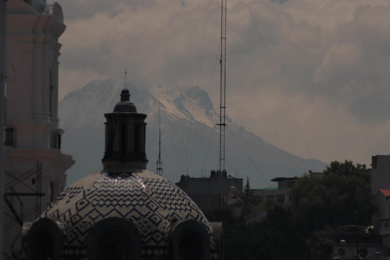 Amanece con nieve la cima de la Malinche