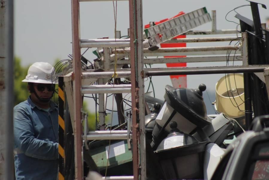 Continúa el remplazo de lámparas del alumbrado público en la capital 