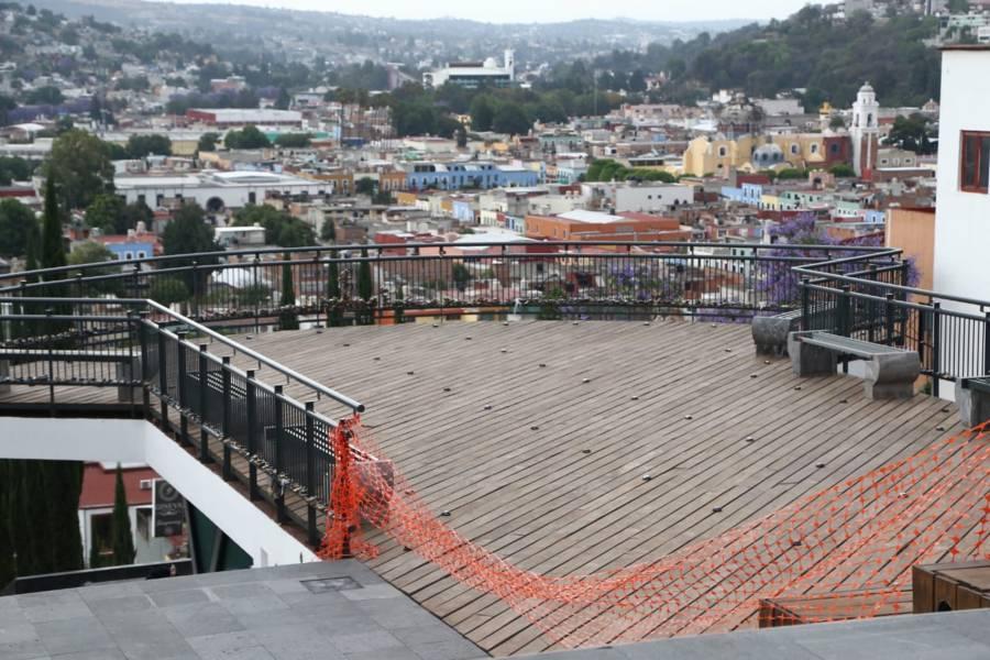 Sin funcionar mirador de las escalinatas de los Héroes